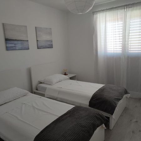 Apartma Stimec Izola Exterior foto